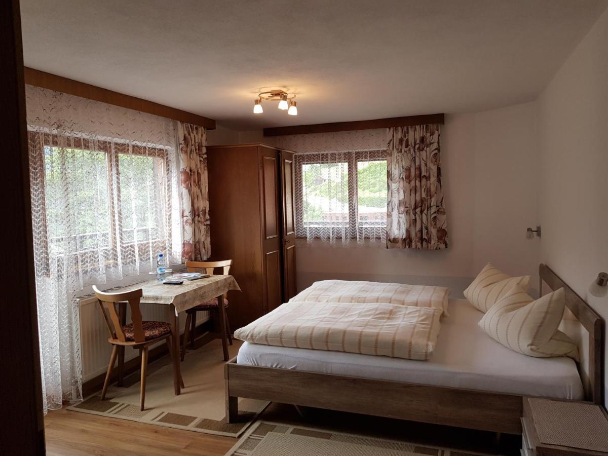 Haus Tannegg Bed and Breakfast Pettneu am Arlberg Εξωτερικό φωτογραφία